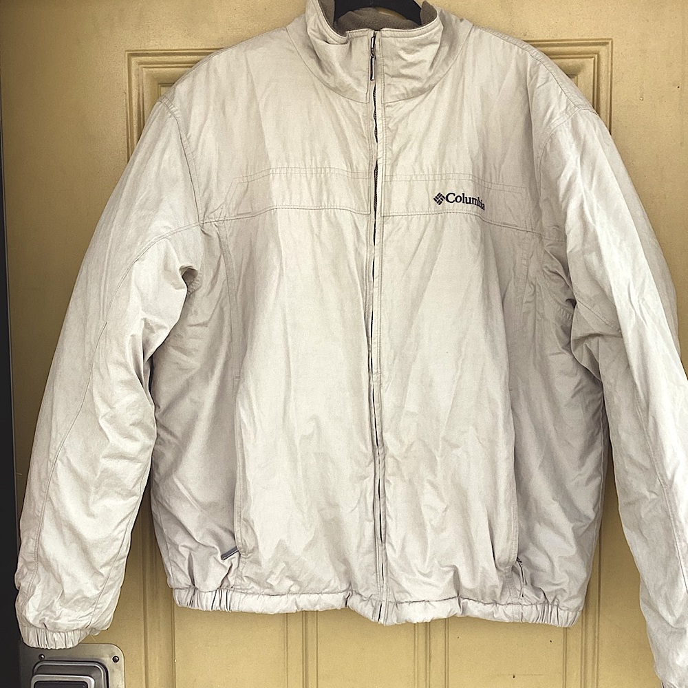 Men’s Columbia Classic Full Zip, Light Beige, inner fleece,multi-pocketed Coat